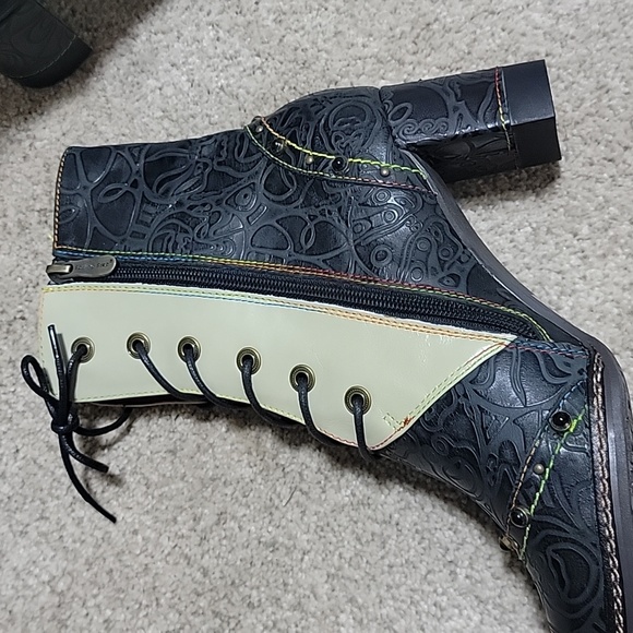 Womens Rare L’Artiste JULE leather boots sz. 8 Spring Step. Front lace, side zip - Picture 5 of 13